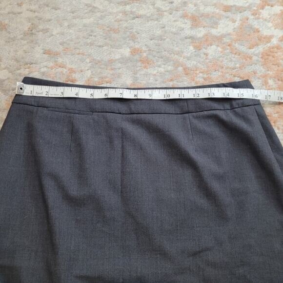 Calvin Klein Gray Pencil Skirt - Size 8 - Picture 5 of 7